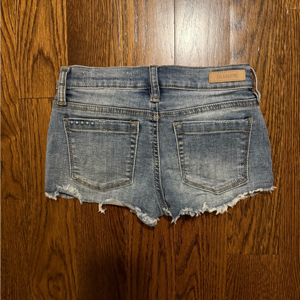 BlankNYC Girls the mini Astor shorts size 7 in excellent condition - Picture 3 of 5